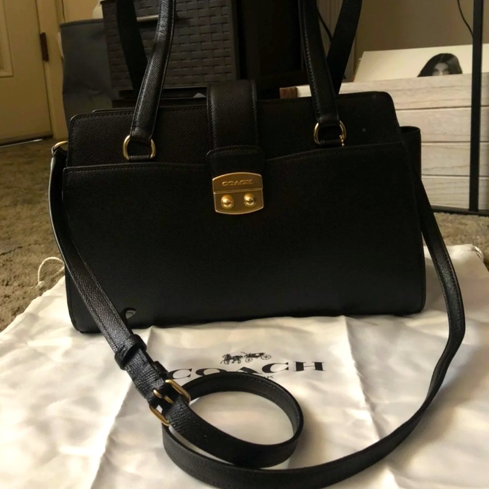 COACH AVARY CARRYALL